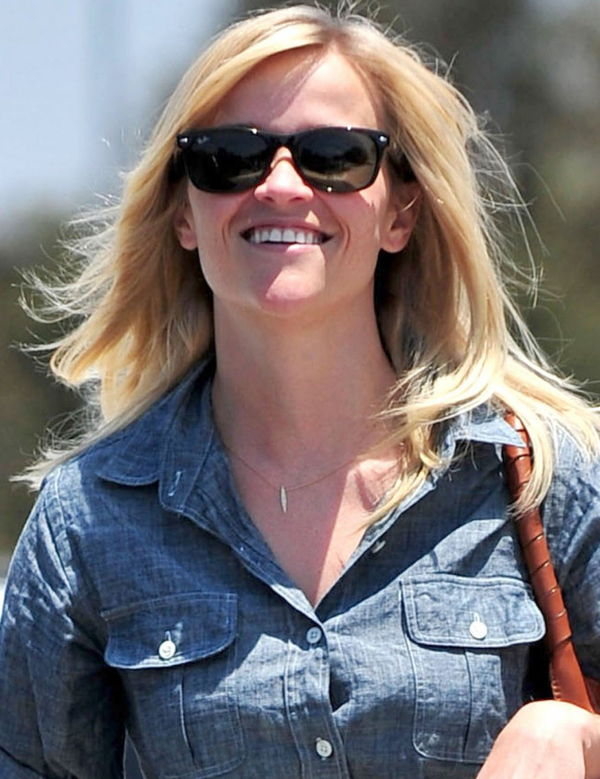 Reese Witherspoon - Pavé Long Horizon Necklace