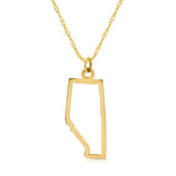 An Alberta necklace in yellow gold on a white background. 