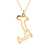 An Italy pendant necklace in yellow gold with a diamond on a white background.