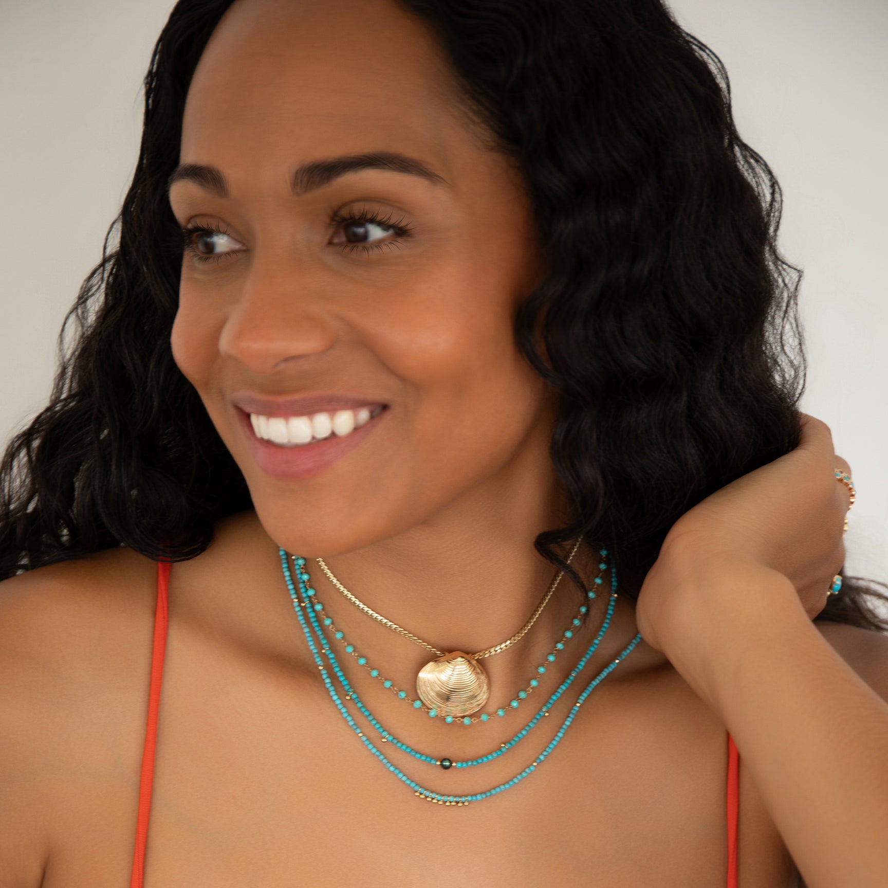 The Golden Venus Shell – Maya Brenner