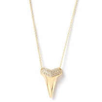 A Sharktooth Necklace with Pavé Top in yellow gold on a white background. 